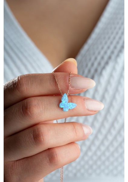 925 Ayar Gümüş Rose Kaplama Zincirli Opal Taşlı Kelebek Kolye