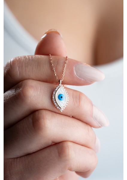 925 Ayar Gümüş Mineli Nazar Model Kadın Kolye