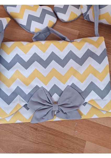 Sarı Zikzak Düz Gri Kare Yataklı 10 Parça Babynest Seti modelleri