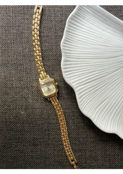 Retro Minimal Boncuk Kordon Vintage Kadın Kol Saati