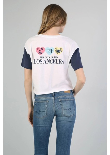 Kadın Beyaz Bisiklet Yaka Kısa Kol Tişört