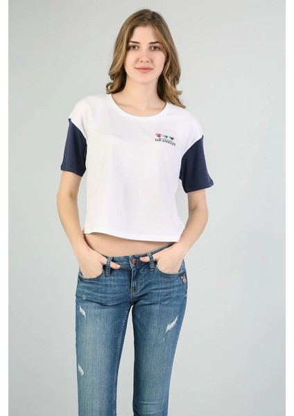 Kadın Beyaz Bisiklet Yaka Kısa Kol Tişört modelleri