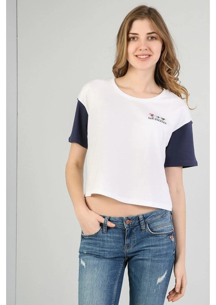 Kadın Beyaz Bisiklet Yaka Kısa Kol Tişört fırsatları