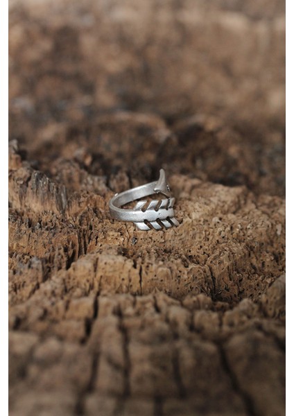 Ayarlanabilir Ok Tasarımlı Erkek Yüzük - Lisinya