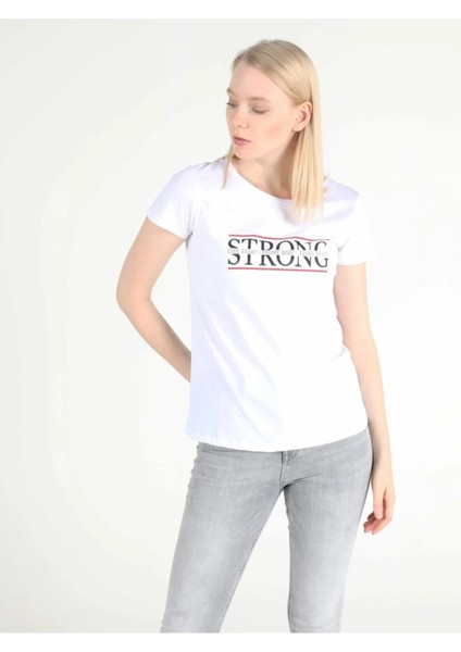 Regular Fit Bisiklet Yaka Örme Kadın Beyaz Kısa Kol Tişört