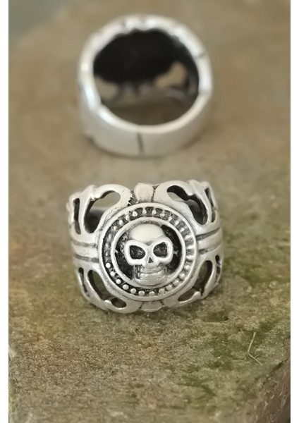 Eskitme Gümüş Renk Metal Kuru Kafa Tasarım Ayarlamalı Erkek Yüzük - Lisinya