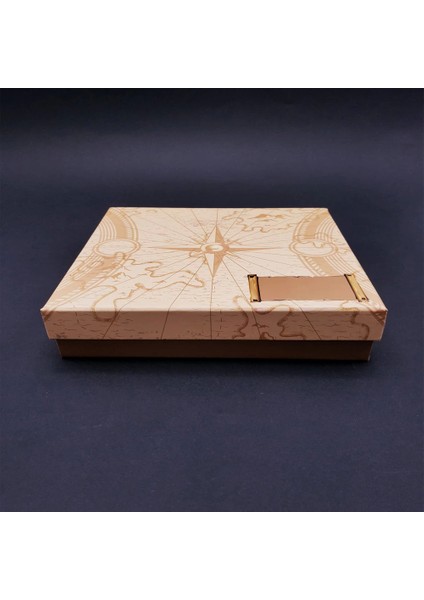 Kutu Pusula Temalı - Lisinya fiyatları