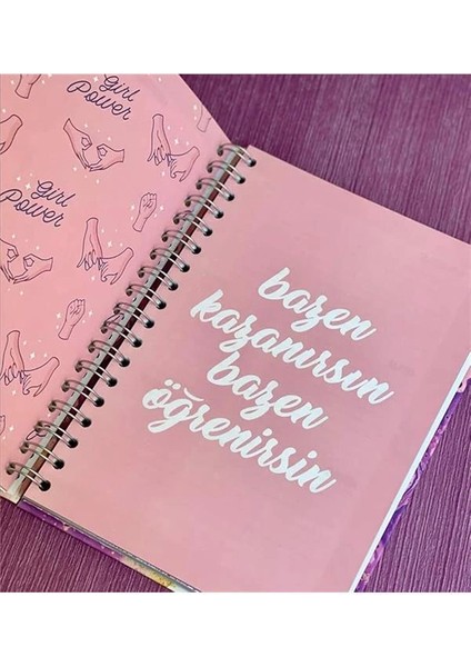 Hayallerinin Peşinden Git Tasarımlı Konuşan Ajanda modelleri