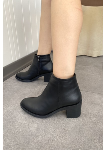 Siyah Cilt 6 cm Kalın Topuklu Şık Günlük Kadın Bot TMD202471 indirimleri