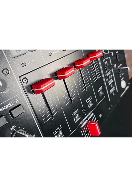 Chroma Caps Pro Pack (Red) | Chroma Caps Pro Paketi: 12X 90º Super Knobs, 5x Fader Pro modelleri