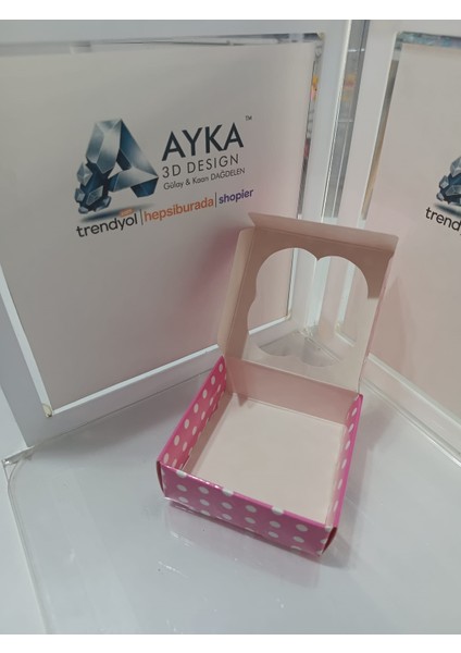 Pembe Puantiyeli Lokum Kutusu (8X8X3CM) 50'li fiyatları