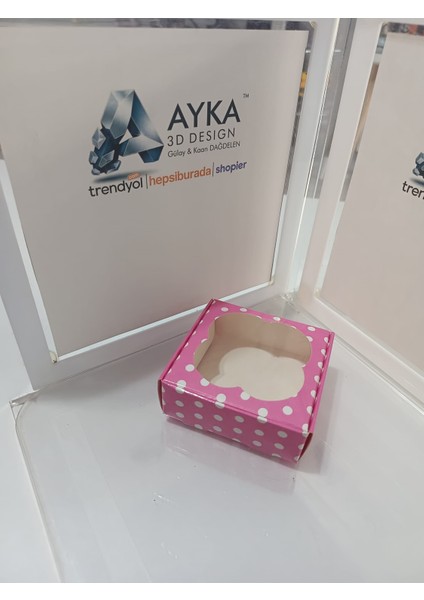 Pembe Puantiyeli Lokum Kutusu (8X8X3CM) 50'li modelleri