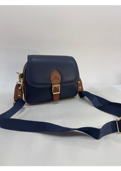 Toka Detaylı Bayan Çapraz Çantası