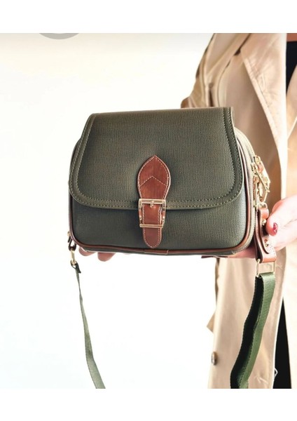 Toka Detaylı Bayan Çapraz Çantası