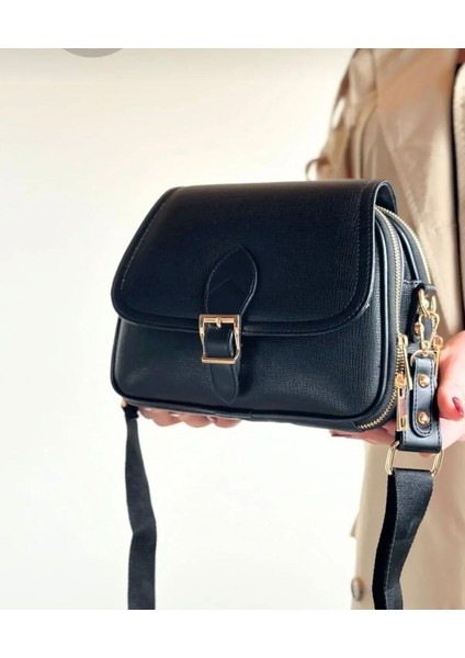 Toka Detaylı Bayan Çapraz Çantası