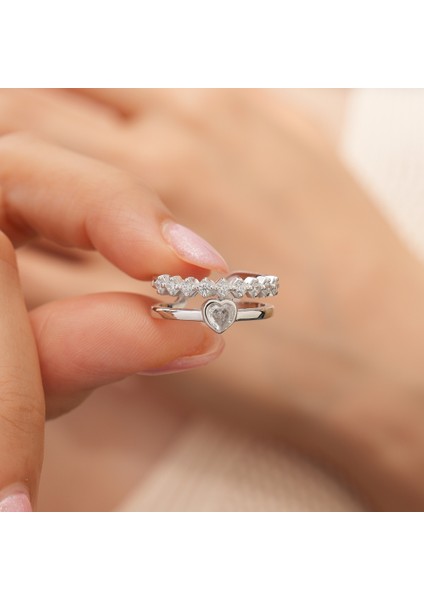 925 Rodyum Kaplama Zirkon Taşlı Kalpli Tek ve Sıra Taşlı Gümüş Yüzük