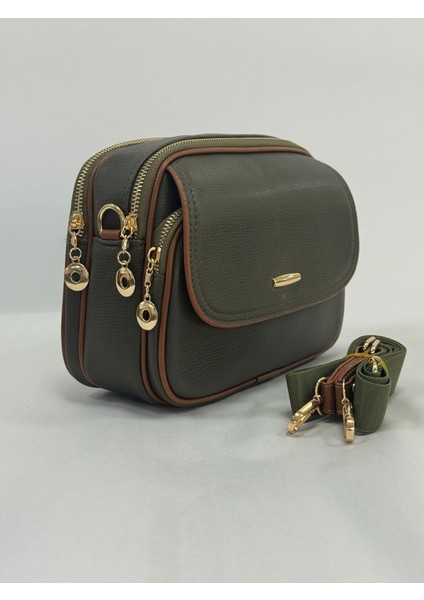 Kapak Detaylı Çok Gözlü Çapraz Çanta