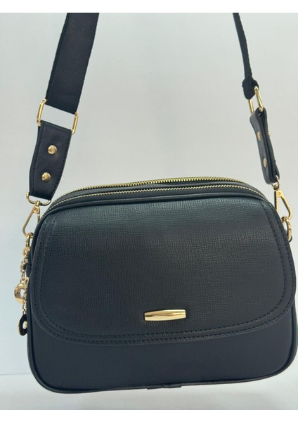 siyah kadın , Kapak Detaylı ,Çok Gözlü Çapraz Çanta modelleri