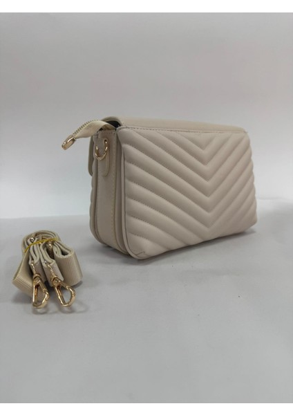 Üç Bölmeli Kapak Detaylı Nakışlı Bayan Çapraz Omuz Çantası modelleri