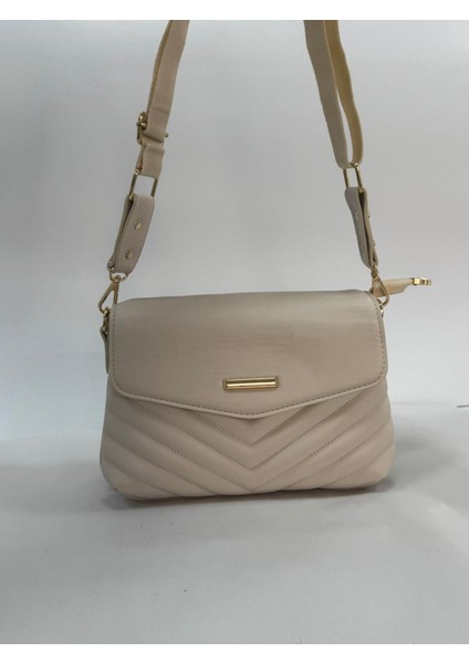 Üç Bölmeli Kapak Detaylı Nakışlı Bayan Çapraz Omuz Çantası indirimleri