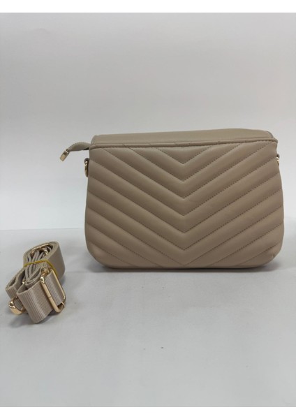 Üç Bölmeli Kapak Detaylı Nakışlı Bayan Çapraz Omuz Çantası modelleri