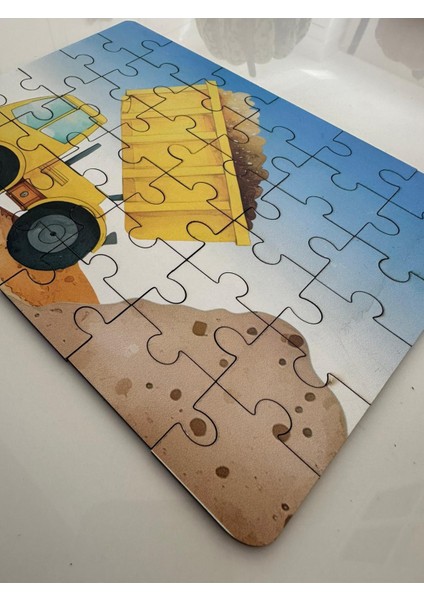 Ahşap Minik Kamyon Mini Puzzle | 36 Parça 4 + Yaş modelleri