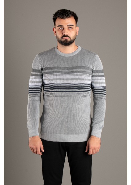 Erkek Gri Çizgili Fitilli O Yaka Triko fırsatları