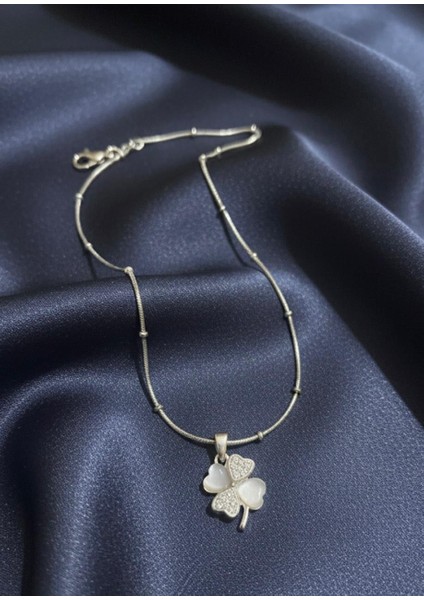 Şans Yoncası Kolye fiyatları