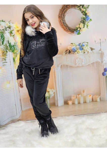 Kadife Kapşonlu Kız Eşofman Takım modelleri