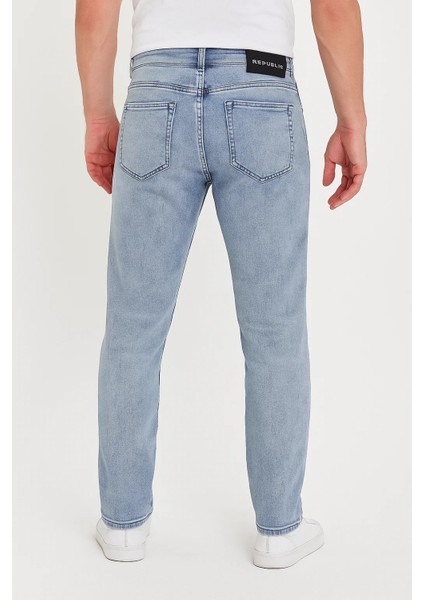 Erkek Bol Paça Basic Esnek Buz Mavi Kot Pantolon