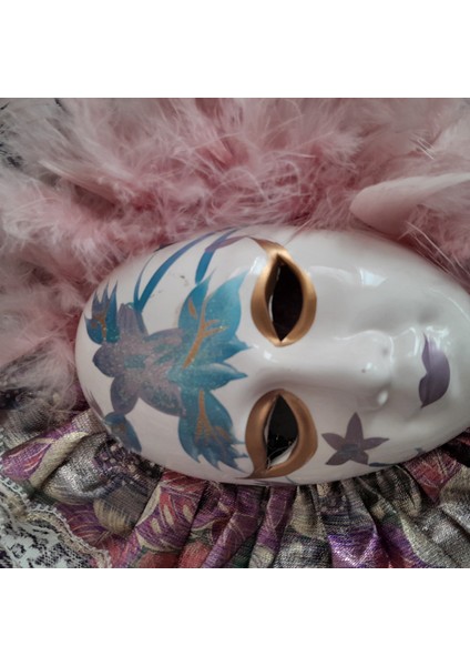 Avrupa Porselenmaske indirimleri