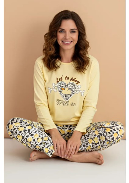 Sarı Kalp Baskılı Pijama Takımı – Uzun Kollu Üst & Desenli Alt | Ev Giyim & Uyku Takımı