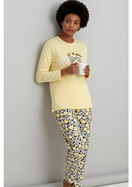 Sarı Kalp Baskılı Pijama Takımı – Uzun Kollu Üst & Desenli Alt | Ev Giyim & Uyku Takımı fiyatları