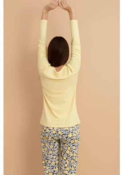 Sarı Kalp Baskılı Pijama Takımı – Uzun Kollu Üst & Desenli Alt | Ev Giyim & Uyku Takımı fırsatları
