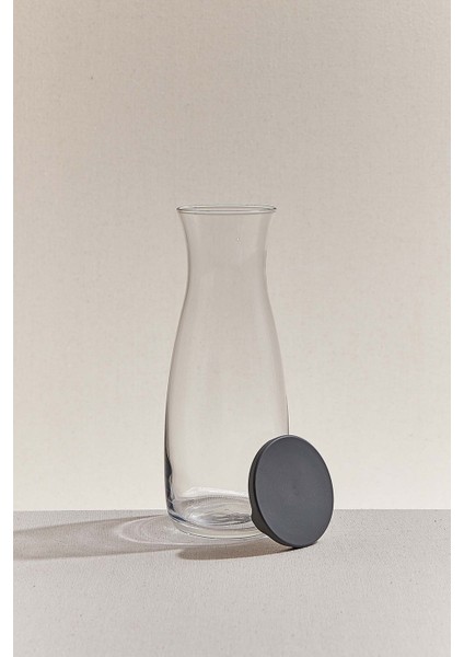 Amphora Gri Kapaklı Karaf 1180 cc