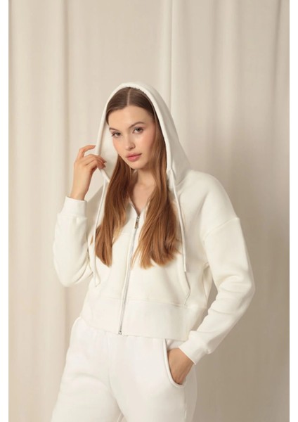 Kadın Fermuarlı Kapüşonlu Kısa Polar Sweat Ceket