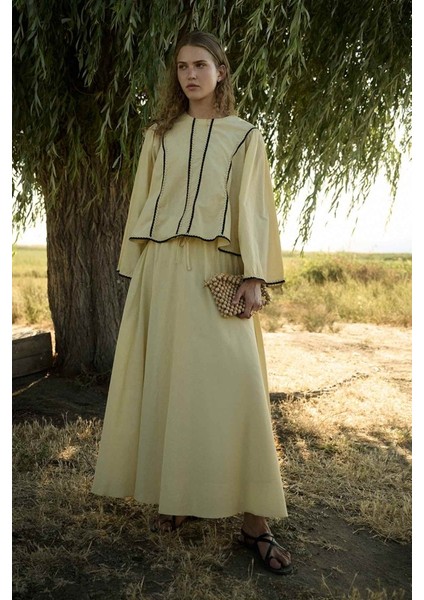 Şerit Işleme Detaylı Vual Butter Yellow Etekli Takım modelleri