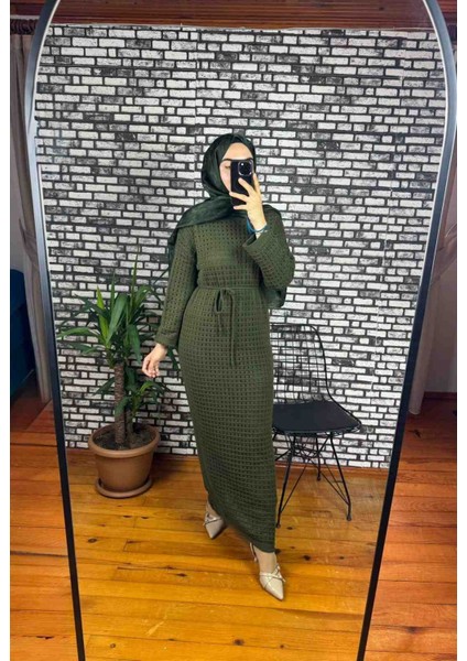 Triko Içlikli Iç Göstermez Elbise