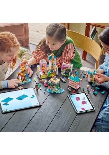 LEGO Disney Prenses Şatosu ve Kraliyet Hayvanları 43267 modelleri