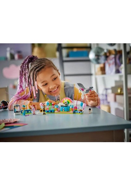 42661 LEGO Friends Kostüm Partisi 261 Parça +6 Yaş fırsatları