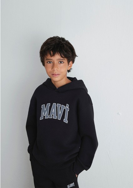 Mavi Logo Baskılı Kapüşonlu Siyah Sweatshirt 6610110-900