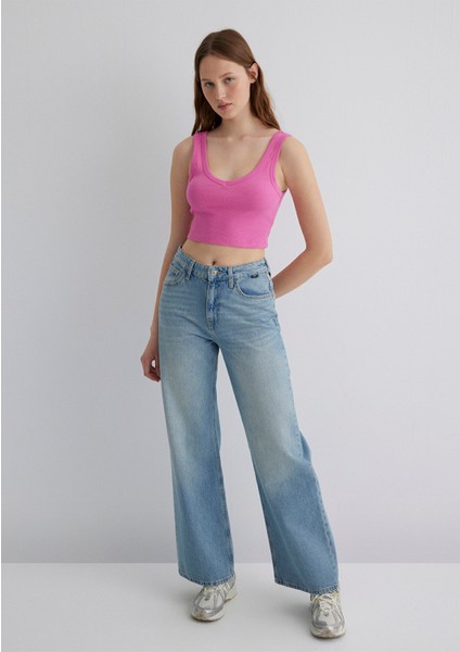 V Yaka Pembe Basic Crop Atlet 1612375-70572