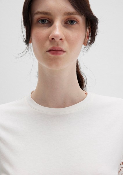 Dantel Detaylı Ekru Tişört 1613515-70057