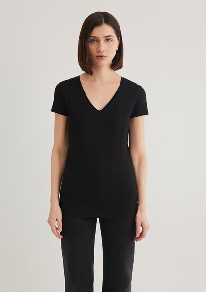 V Yaka Siyah Basic Stretch Tişört 162769-900