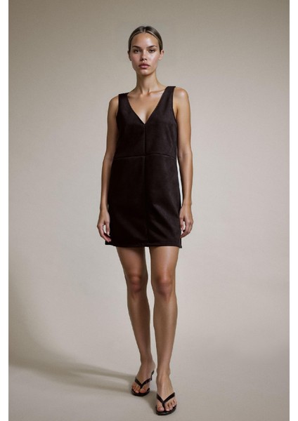 V Yaka Kalın Askılı Süet Mini Elbise G2867AX25AU