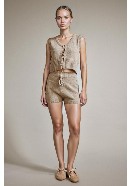 Beli Bağcıklı Lastikli Şort G3085AX25AU fiyatları