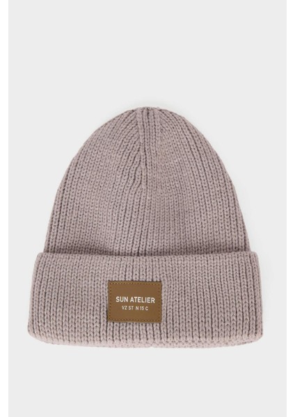 Erkek Dokuma Etiketli Bere C7149AX25WN fiyatları