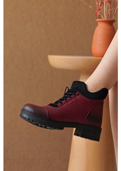 Kadın Bot 0012720 Klasik Tasarım Koku Yapmayan İç Astar ile Konforlu Yürüyüş