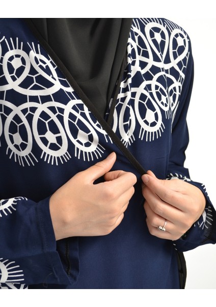 Halkalı Desenli Kruvaze Namaz Elbisesi – Yandan Bağlamalı, Rahat Kesim 36–46 Beden modelleri
