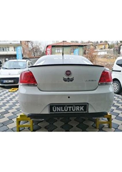 Fiat Linea Piano Black Anatomik Spoiler 115 x 4,5 cm Esnek Malzeme